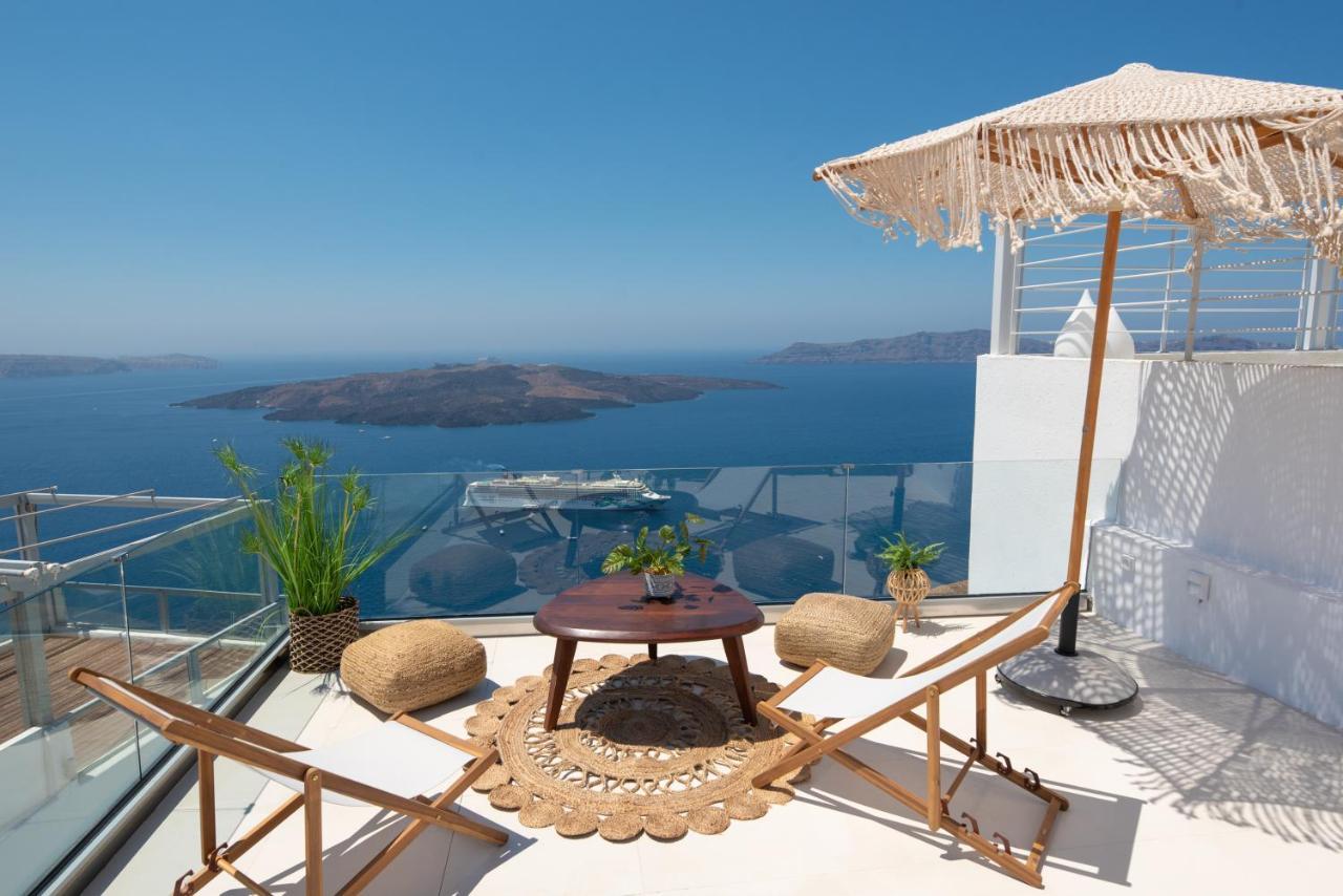 Daydream Luxury Suites Фира Екстериор снимка