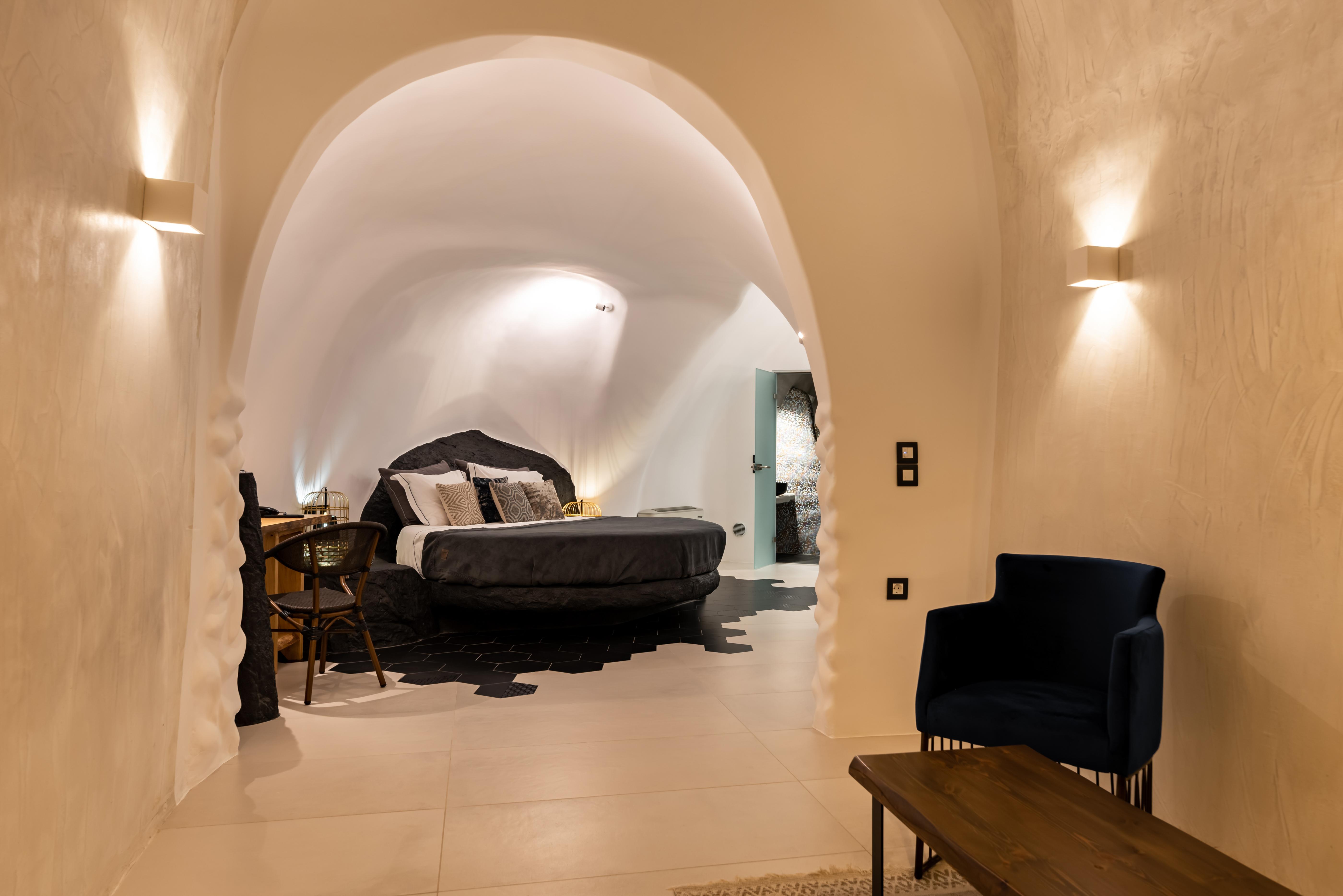 Daydream Luxury Suites Фира Екстериор снимка