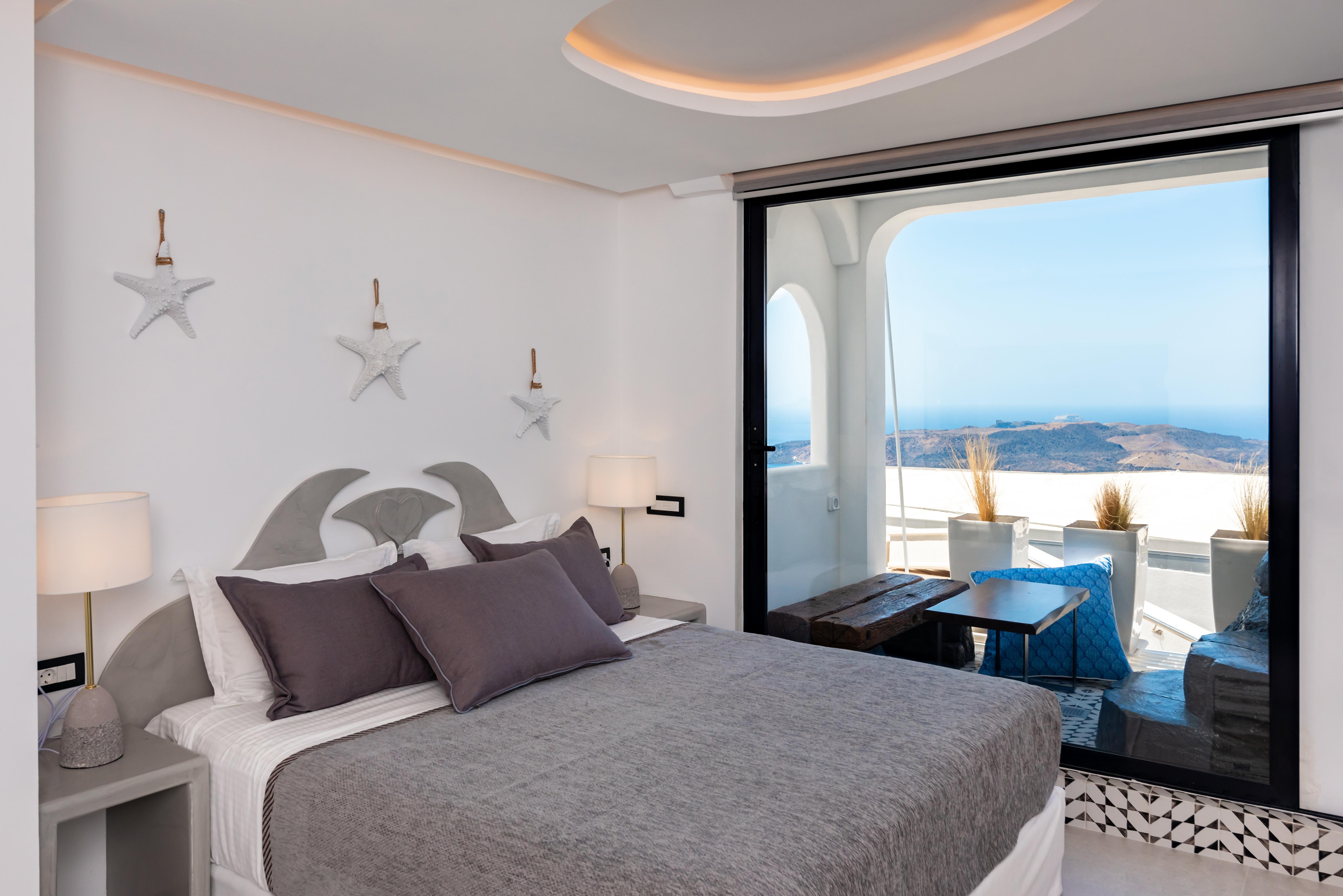 Daydream Luxury Suites Фира Екстериор снимка