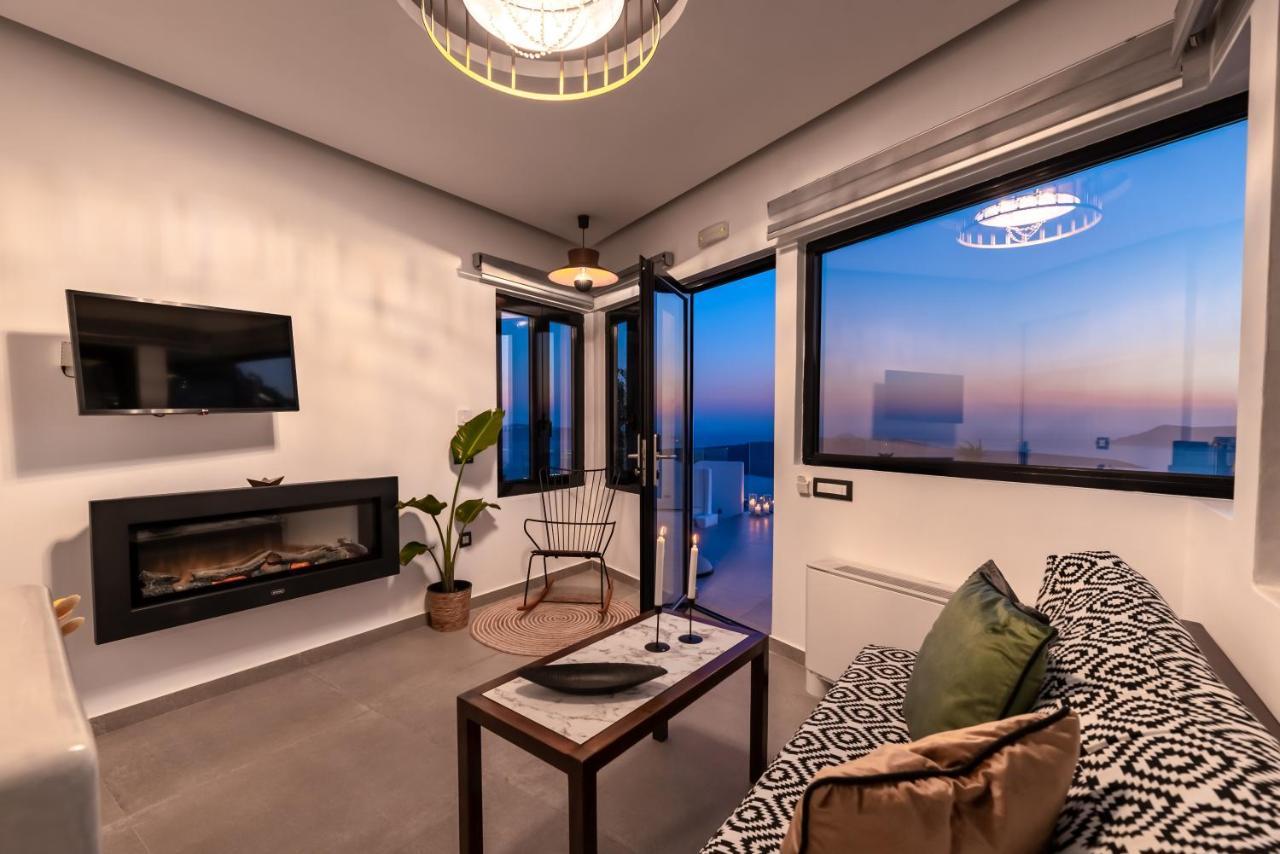 Daydream Luxury Suites Фира Екстериор снимка