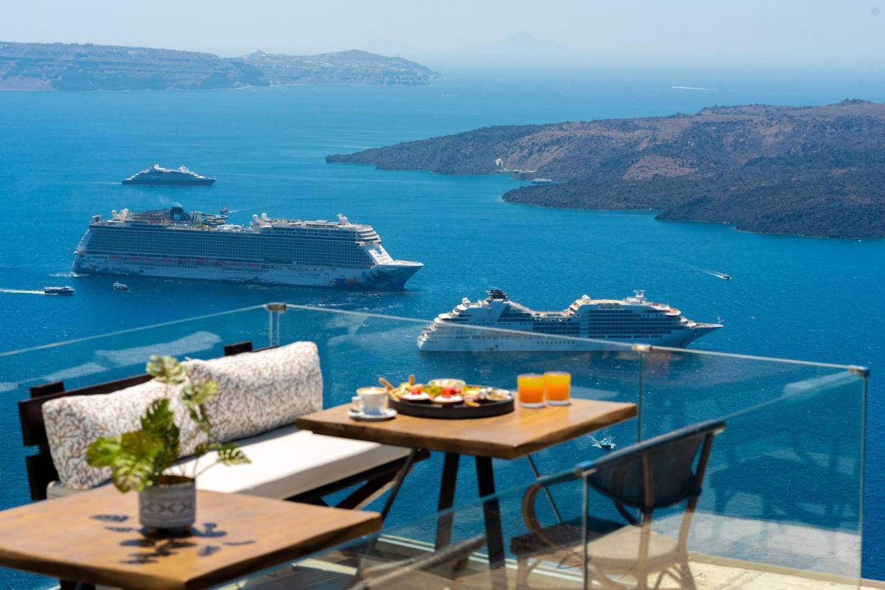 Daydream Luxury Suites Фира Екстериор снимка