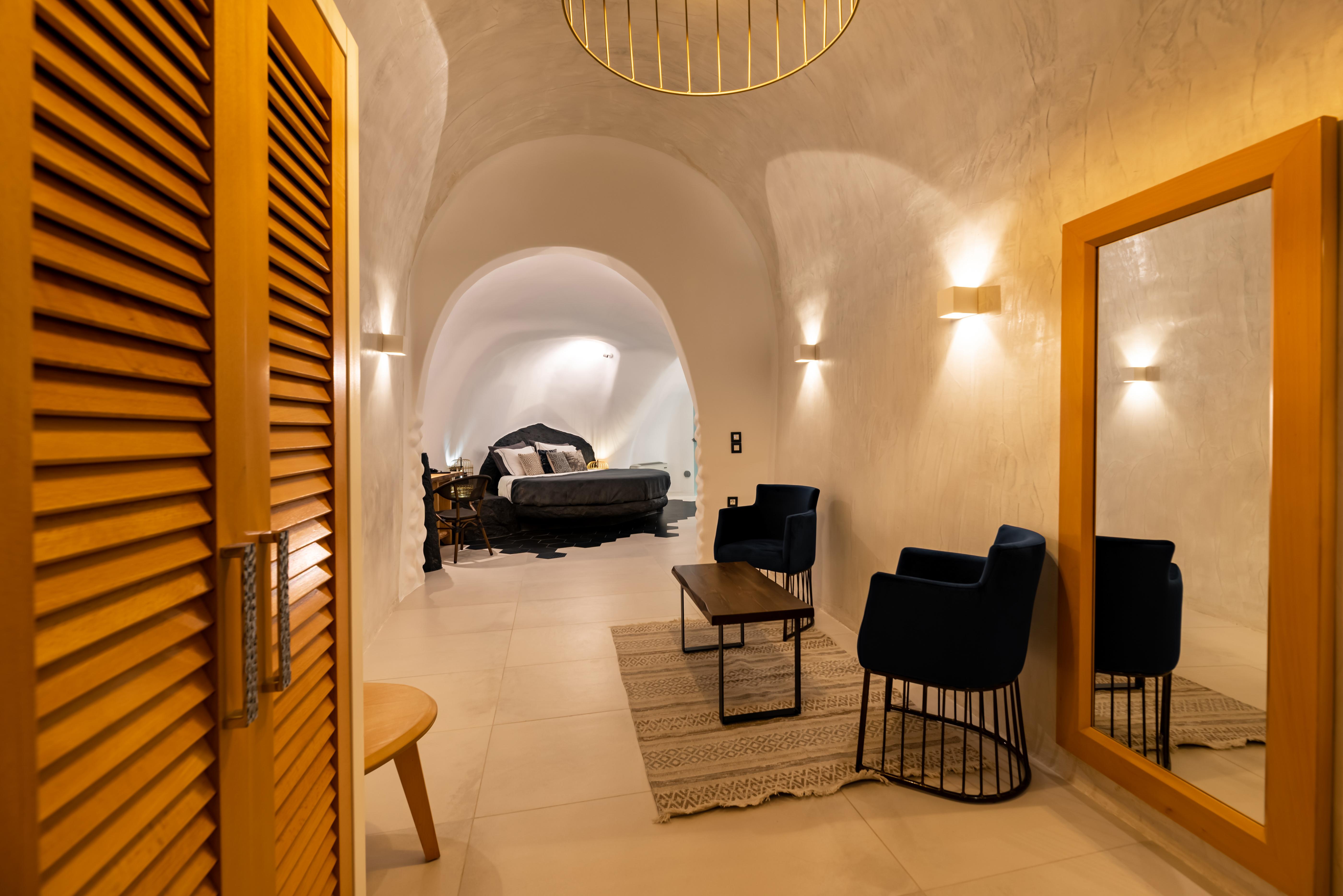 Daydream Luxury Suites Фира Екстериор снимка