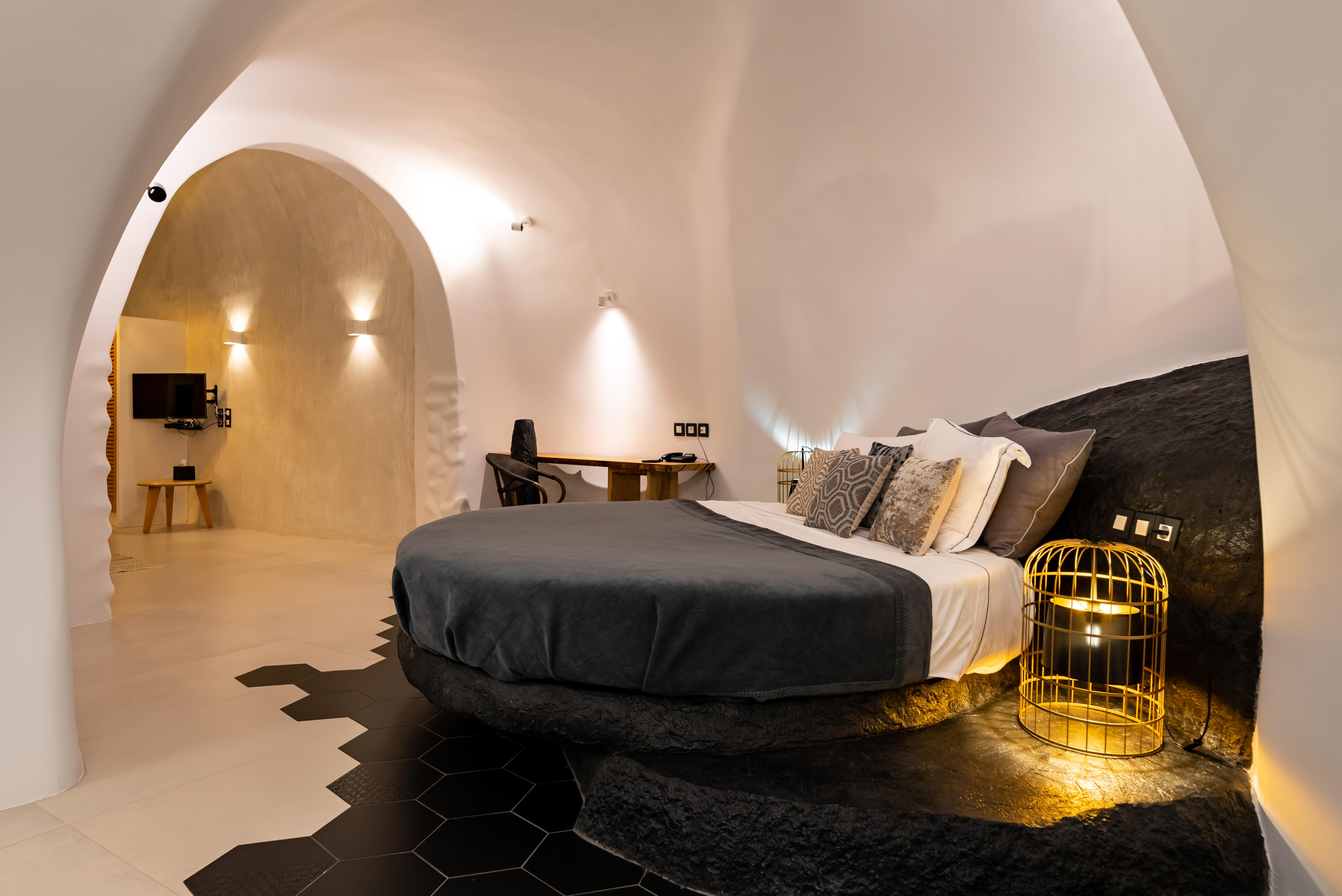 Daydream Luxury Suites Фира Екстериор снимка